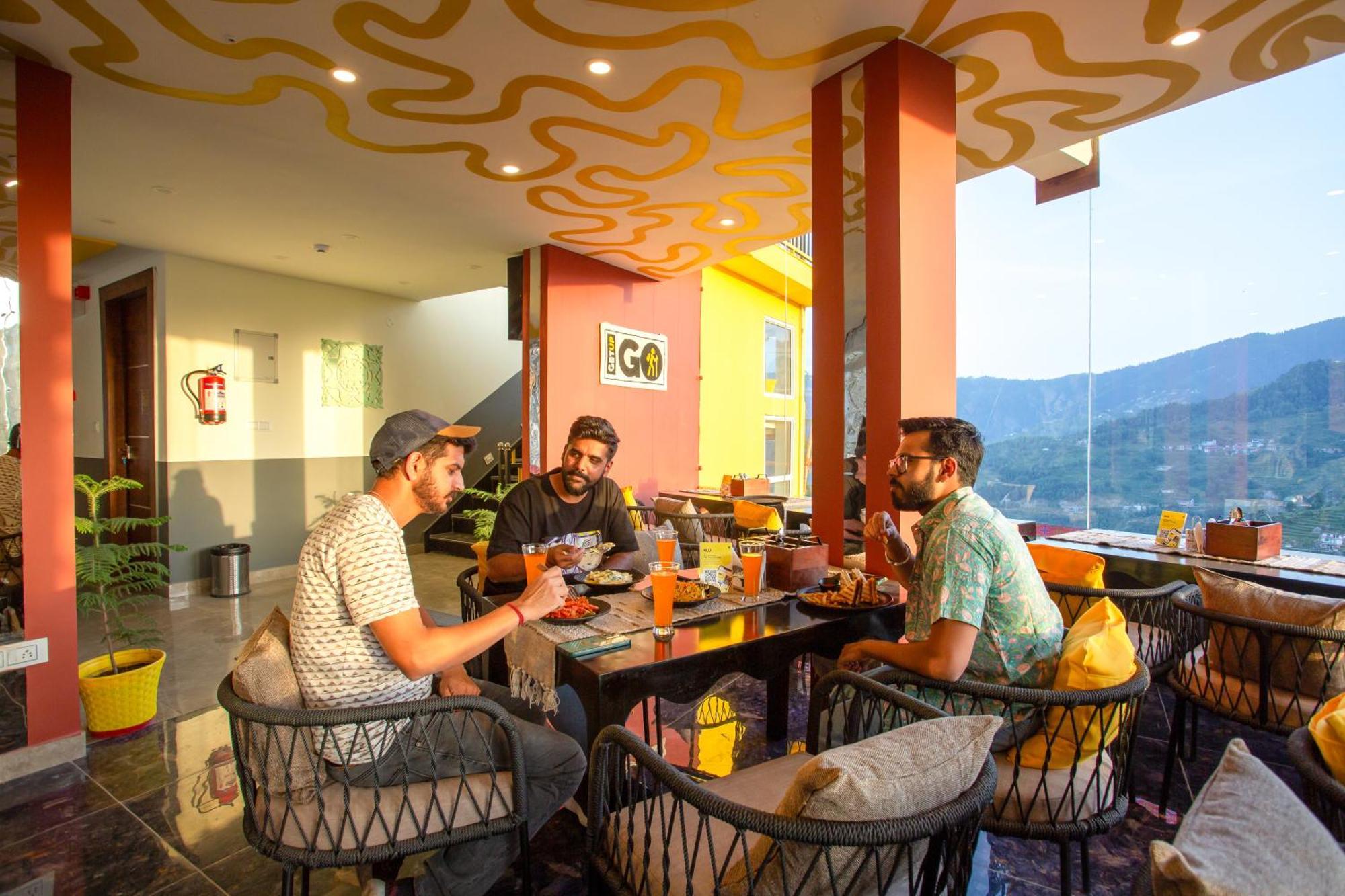 The Hosteller Khajjiar Luaran gambar