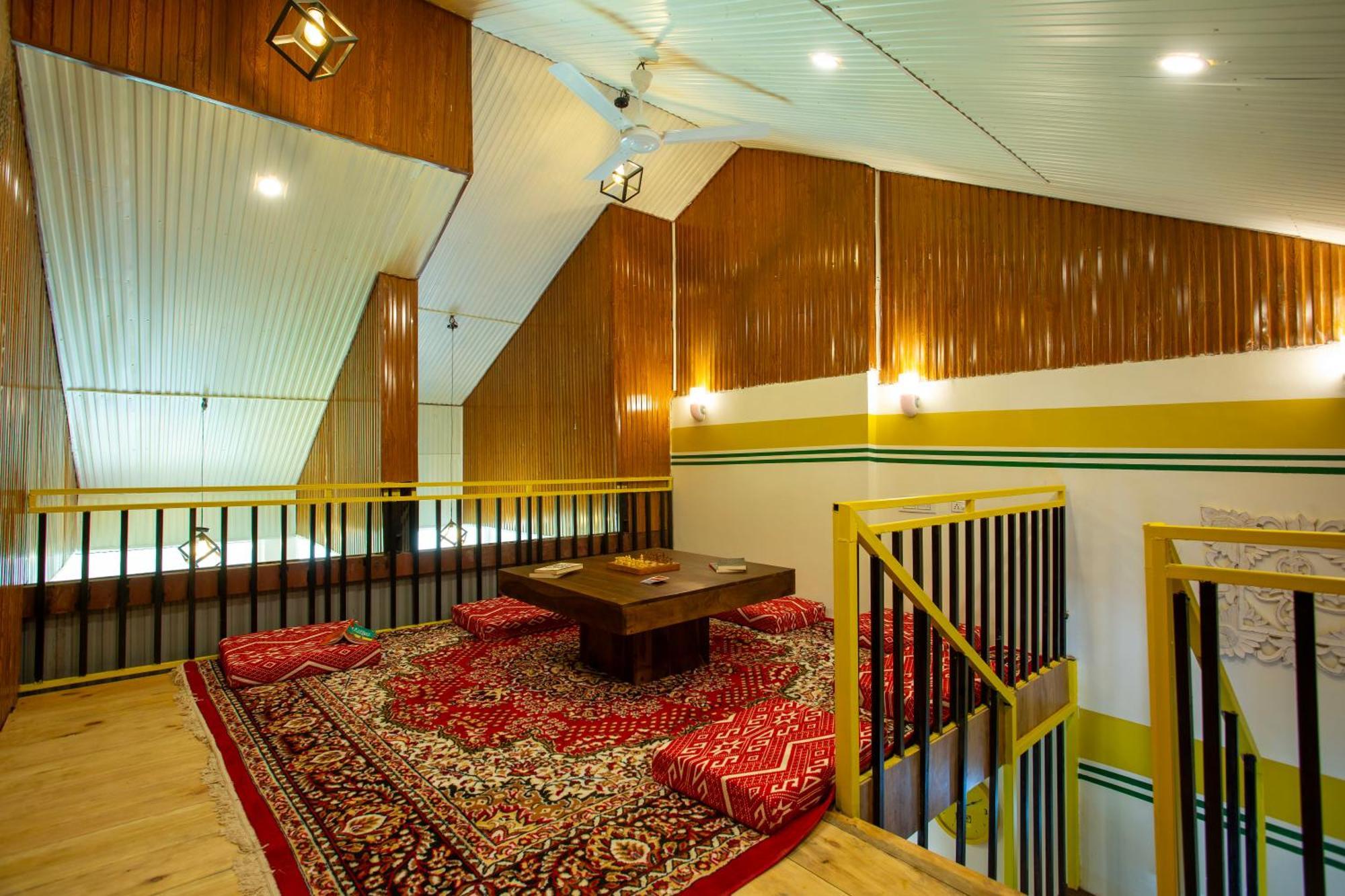 The Hosteller Khajjiar Luaran gambar