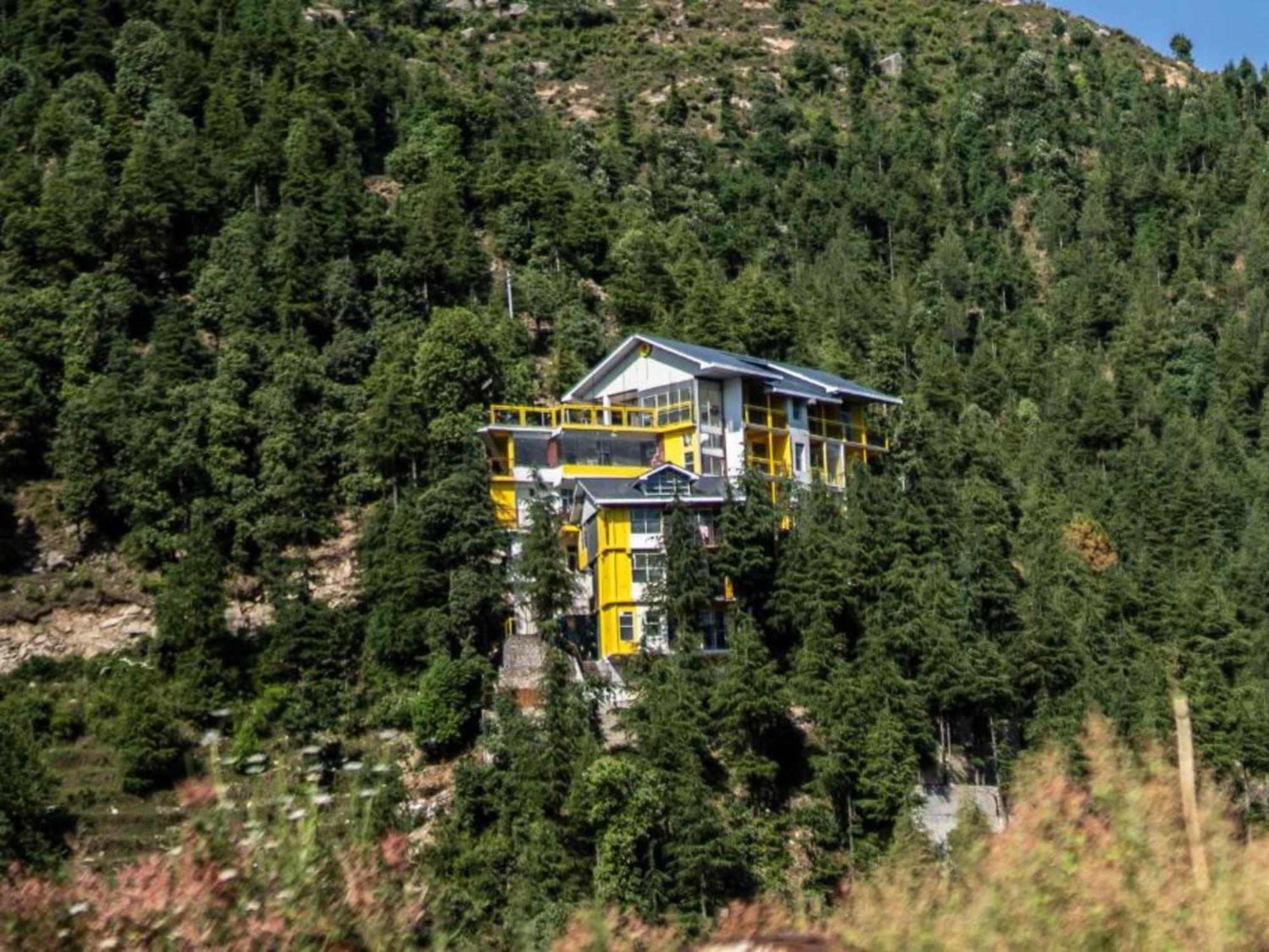 The Hosteller Khajjiar Luaran gambar